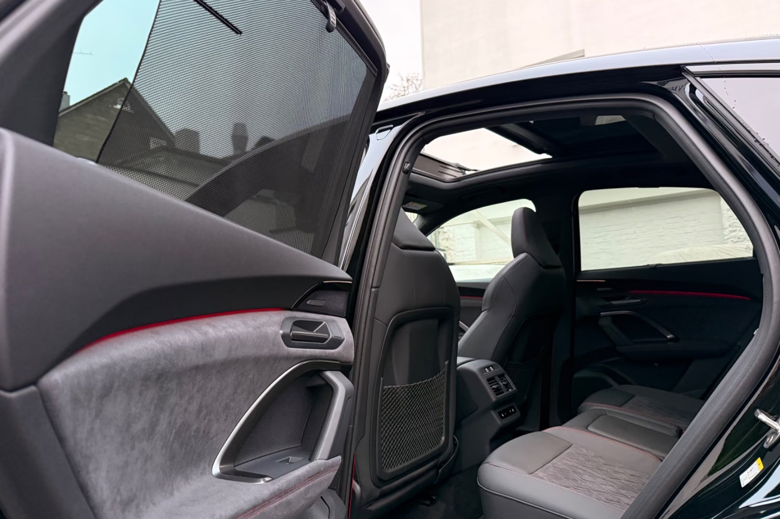 Audi Q5 TDI Sportback S line quattro 2026, чёрный, фото 34