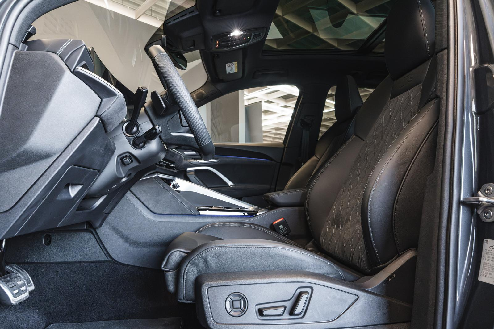 Audi Q5 40 TDI quattro S line 2026 2.0 л 204 л.с Дизель, пробег 50 км, Серый, Полный привод, Автомат, авто из Германия, доставка по РФ, фото 11