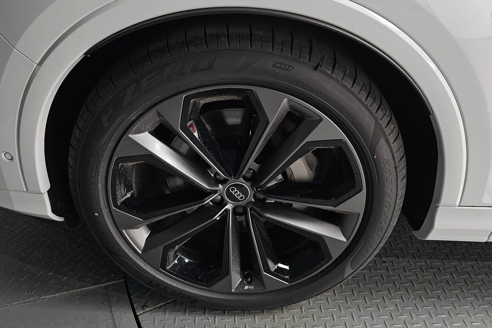 Audi Q7 50 TDI Quattro Premium 2026 3.0 л 286 л.с Дизель, пробег 13 км, цвет кузова Белый, тип трансмиссии Автомат, привод Полный привод, из Германия