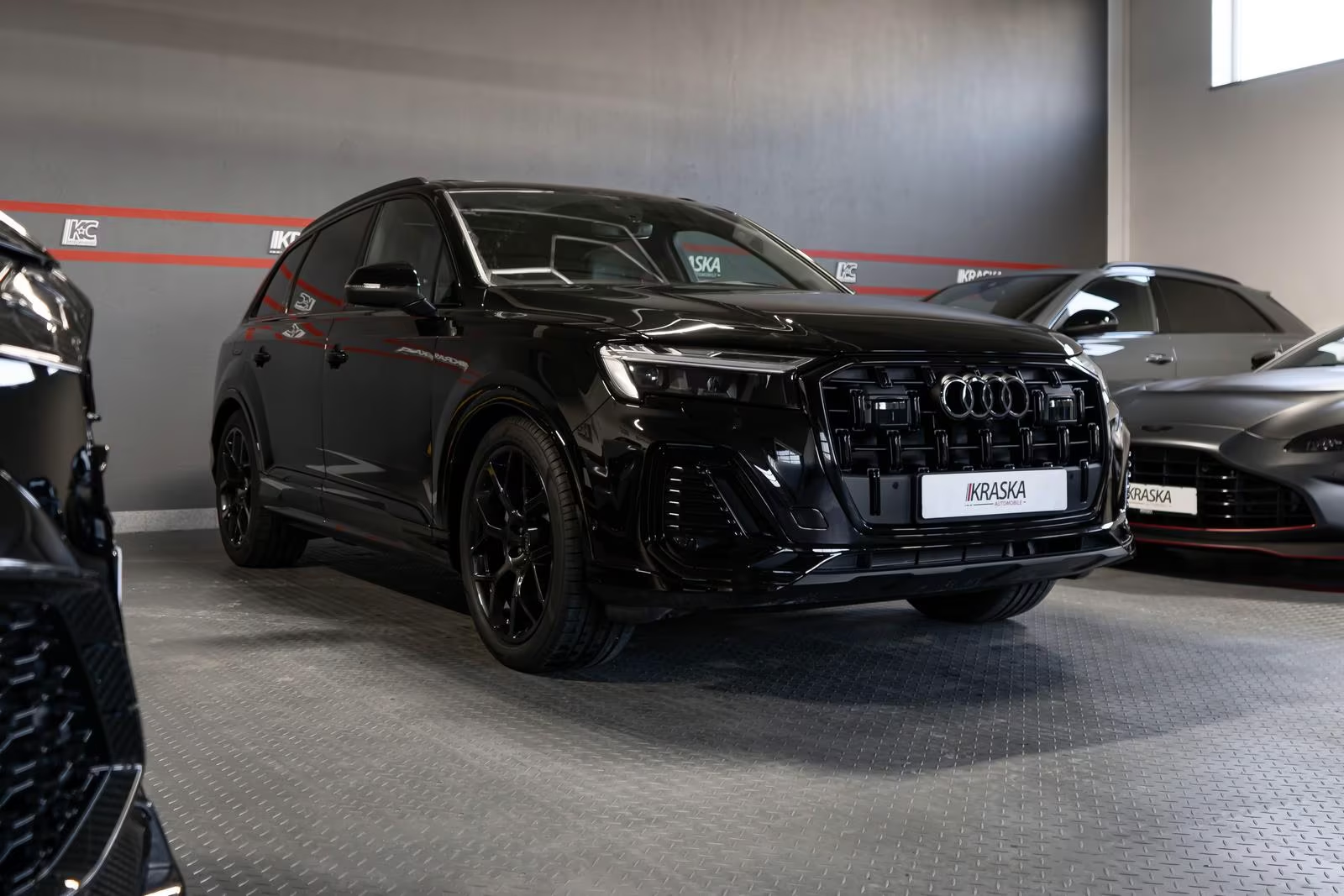 Новый Audi Q7 50 TDI quattro S-Line 2026 3.0 л 286 л.с Дизель: Полный привод, Чёрный, коробка — Автомат, привезён из Германия, доставка по регионам, фото 5