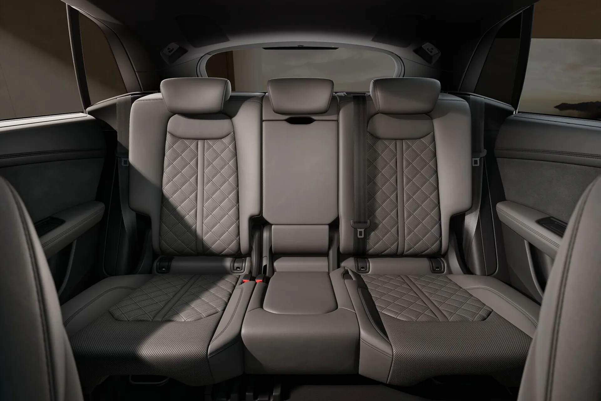 Надёжный Audi Q8 50 TDI quattro tiptronic 2026 3.0 л 286 л.с Дизель с двигателем 3,0 л, Синий, пробег 0 км, Автомат, поставка из Германия