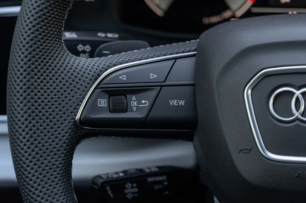 Audi Q8 50 TDI 2025 3.0 л 286 л.с Дизель, пробег 9 900 км, Белый цвет, коробка Автомат, привод Полный привод, авто из Германия