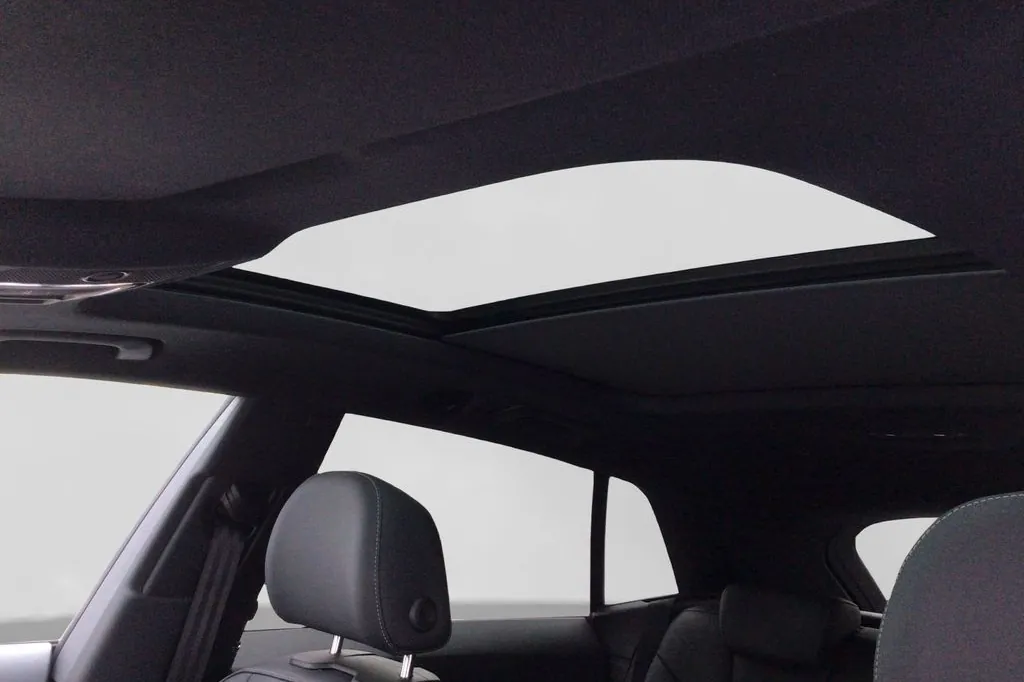 Audi Q8 50 TDI 2025 3.0 л 286 л.с Дизель, пробег 27 503 км, Красный, Полный привод, Автомат, авто из Германия, доставка по РФ