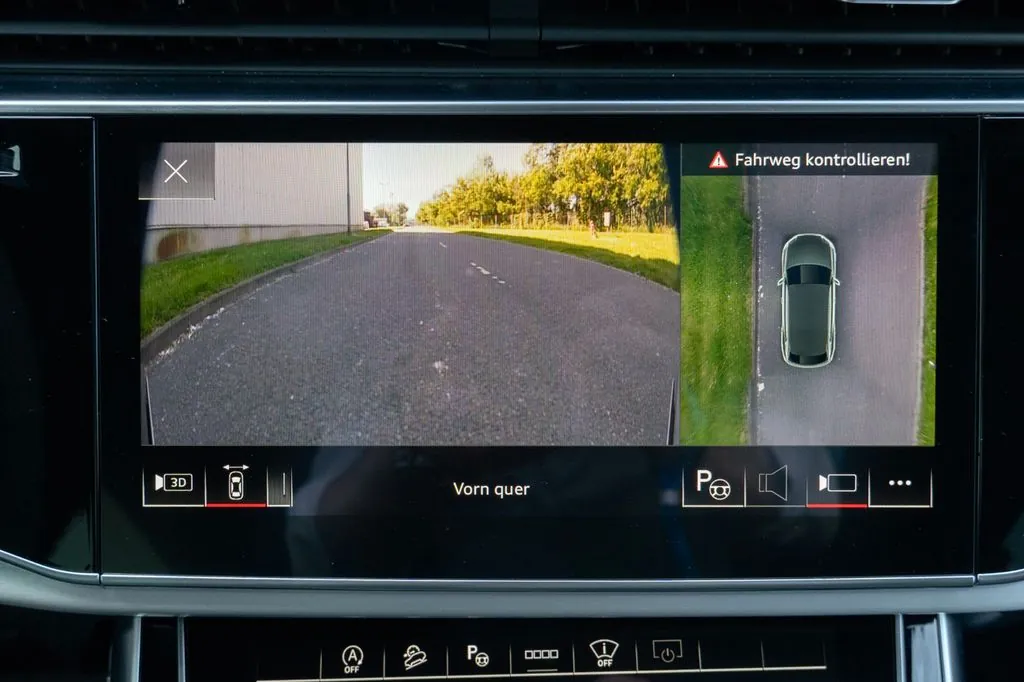 Audi Q8 50 TDI 2025 3.0 л 286 л.с Дизель, пробег 9 900 км, цвет кузова Белый, тип трансмиссии Автомат, привод Полный привод, из Германия