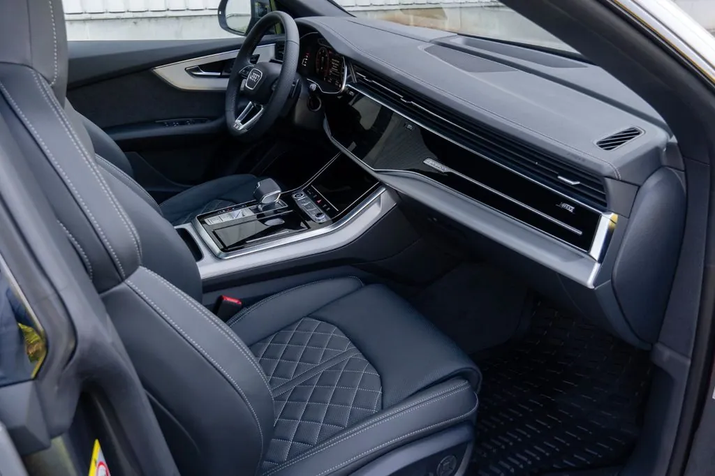 Доступен к заказу Audi Q8 50 TDI 2025 3.0 л 286 л.с Дизель: Белый, коробка Автомат, привод Полный привод, осмотр и тест-драйв в Москве