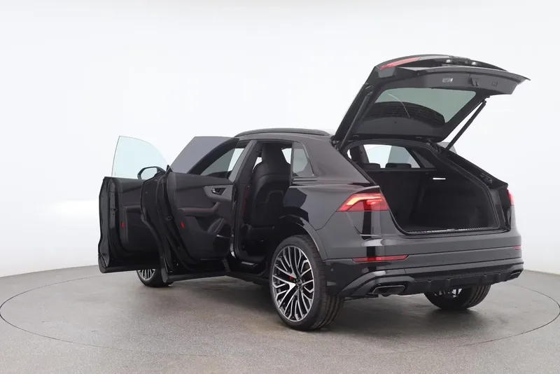 Заказать Audi Q8 50 TDI quattro 2026 3.0 л 286 л.с Дизель, Чёрный, Полный привод, Автомат — поставка из Германия, доставка по России и СНГ, фото 10