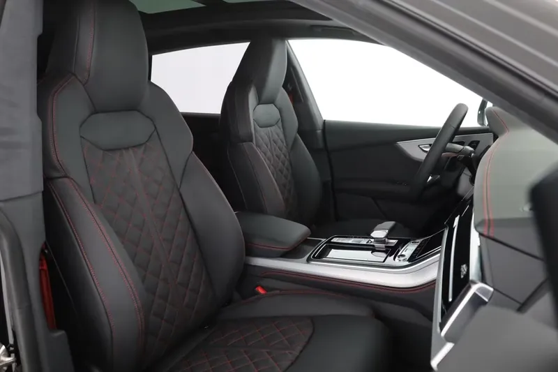 Купить Audi Q8 50 TDI quattro 2026 3.0 л 286 л.с Дизель с доставкой: пробег 250 км, Чёрный, Автомат, Полный привод, поставка из Германия, фото 20