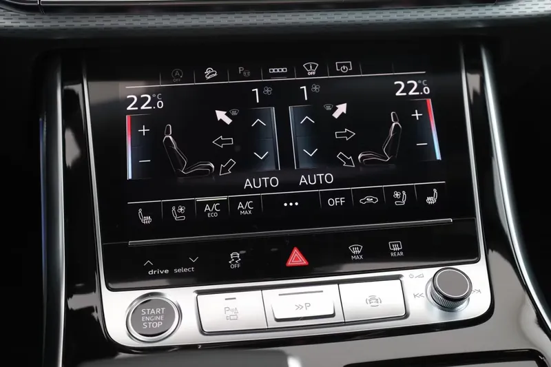Audi Q8 50 TDI quattro 2026, чёрный, фото 24