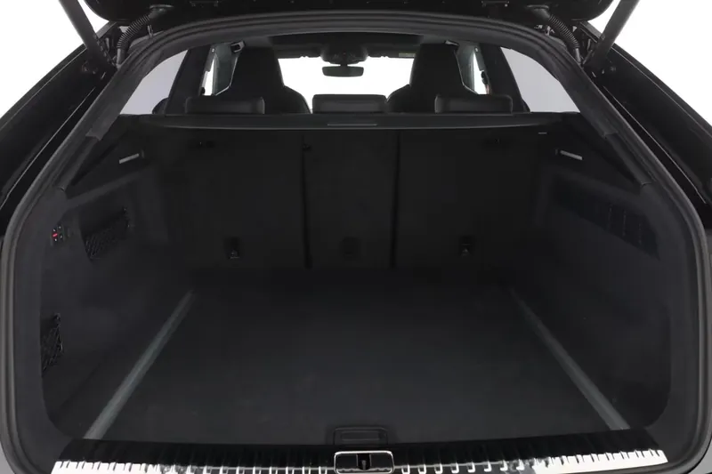 Audi Q8 50 TDI quattro 2026, чёрный, фото 35