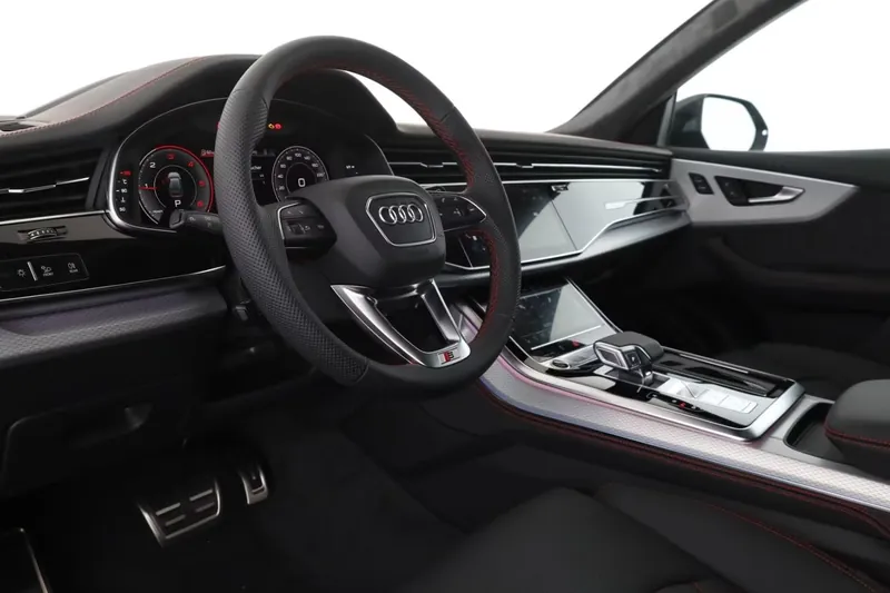 Audi Q8 50 TDI quattro 2026, чёрный, фото 31