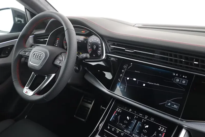 Audi Q8 50 TDI quattro 2026, чёрный, фото 30