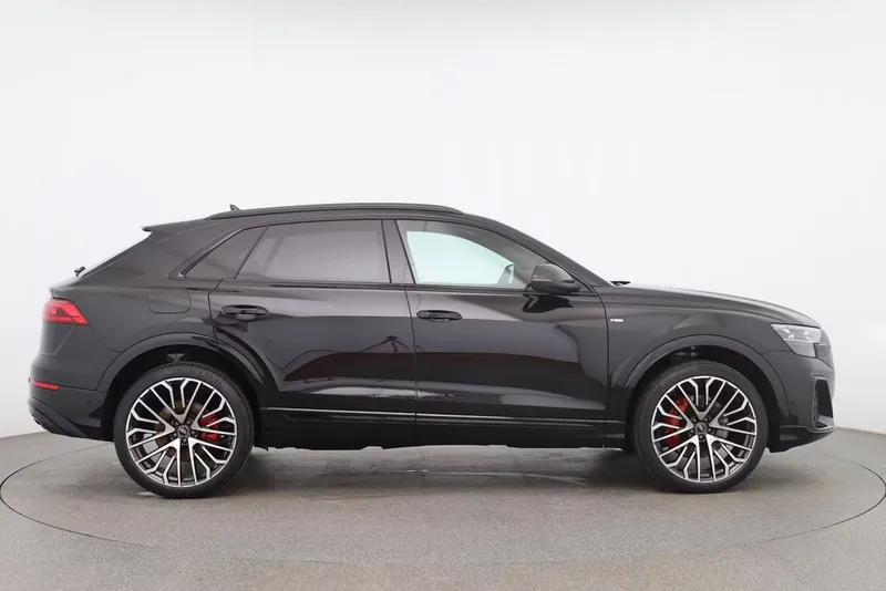 Новый Audi Q8 50 TDI quattro 2026 3.0 л 286 л.с Дизель: Полный привод, Чёрный, коробка — Автомат, привезён из Германия, доставка по регионам, фото 5