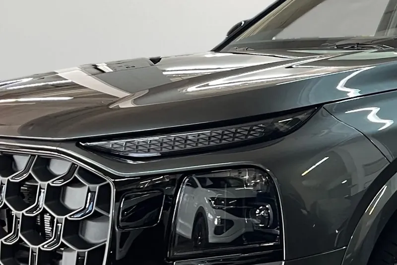 Audi Q9 S line, TDI quattro 2026 3.0 л 299 л.с Дизель в продаже: Серый, Автомат, Полный привод, страна-производитель — Германия, доставка по РФ, фото 4