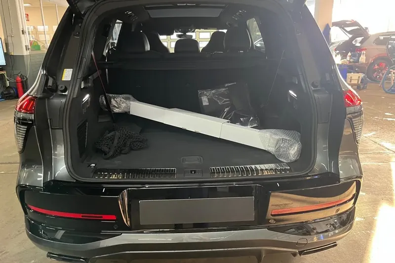 Заказать Audi Q9 S line, TDI quattro 2026 3.0 л 299 л.с Дизель, Серый, Полный привод, Автомат — поставка из Германия, доставка по России и СНГ, фото 10