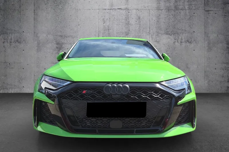 Audi RS 3 Sportback 2.5 TFSI S tronic quattro 2026 2.5 л 400 л.с Бензин, новый авто, Полный привод, Автомат, цвет Зелёный, страна-производитель — Германия RS 3 Sportback 2.5 TFSI S tronic quattro - фото 2