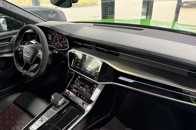Audi RS 6 Avant performance 2026 4.0 л 630 л.с Бензин, пробег 20 км, Зелёный, Полный привод, Автомат, авто из Германия, доставка по РФ, фото 11