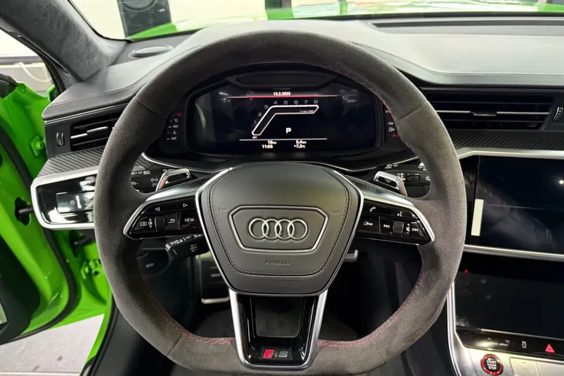 Audi RS 6 Avant performance 2026, зелёный, фото 21