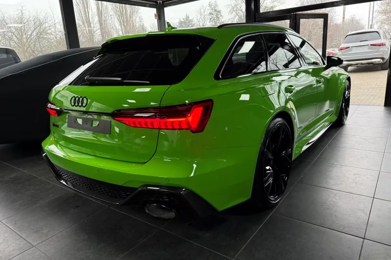 Audi RS 6 Avant performance 2026 4.0 л 630 л.с Бензин в продаже: Зелёный, Автомат, Полный привод, страна-производитель — Германия, доставка по РФ, фото 4