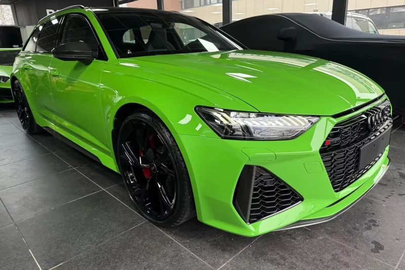 Новый Audi RS 6 Avant performance 2026 4.0 л 630 л.с Бензин: Полный привод, Зелёный, коробка — Автомат, привезён из Германия, доставка по регионам, фото 5