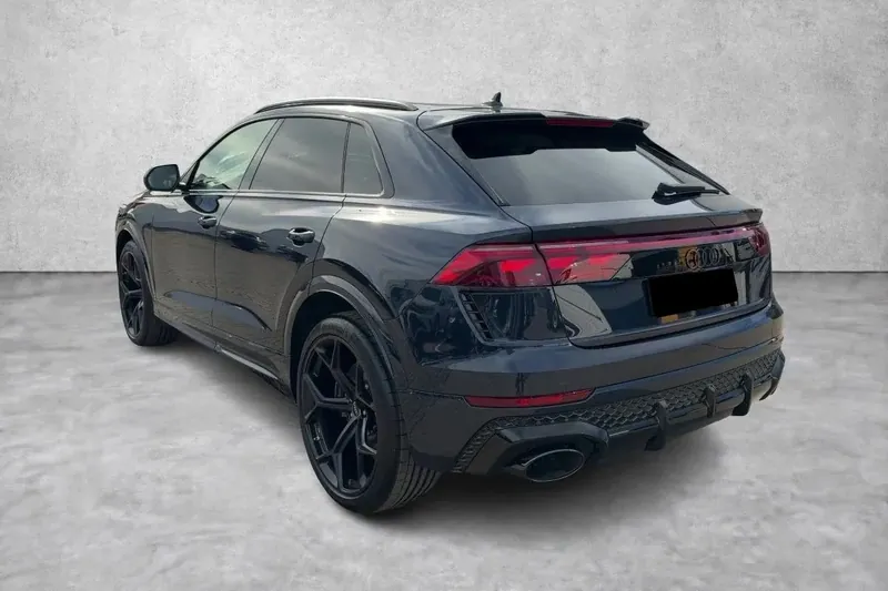 Заказать Audi RS Q8 Performance 2026 4.0 л 640 л.с Бензин с пробегом 10 км, Автомат, Полный привод, цвет Синий, поставка из Германия, доставка по РФ RS Q8 Performance - фото 3
