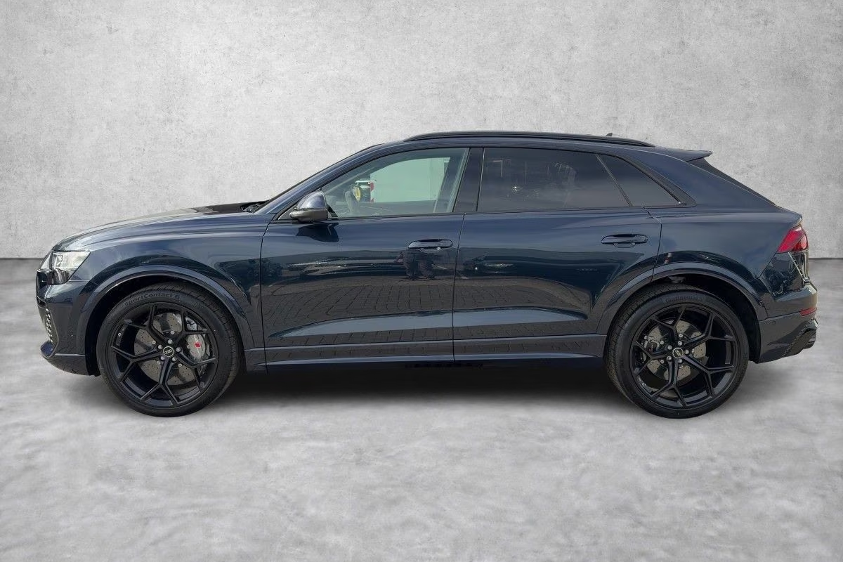 Audi RS Q8 Performance 2026 4.0 л 640 л.с Бензин в продаже: Синий, Автомат, Полный привод, страна-производитель — Германия, доставка по РФ, фото 4