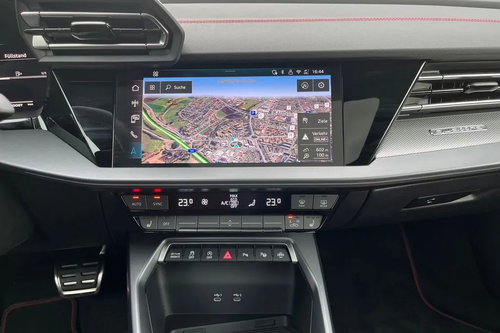 Заказать Audi S3 Sportback 2.0 TFSI 2025 2.0 л 328 л.с Бензин, Красный, Полный привод, Автомат — поставка из Германия, доставка по России и СНГ