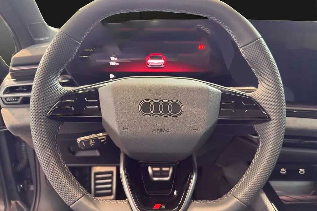 Выбор покупателей — Audi S5 Avant TFSI 2025 3.0 л 367 л.с Бензин, пробег 4 500 км, Серый, привезён из Германия, доставка по РФ