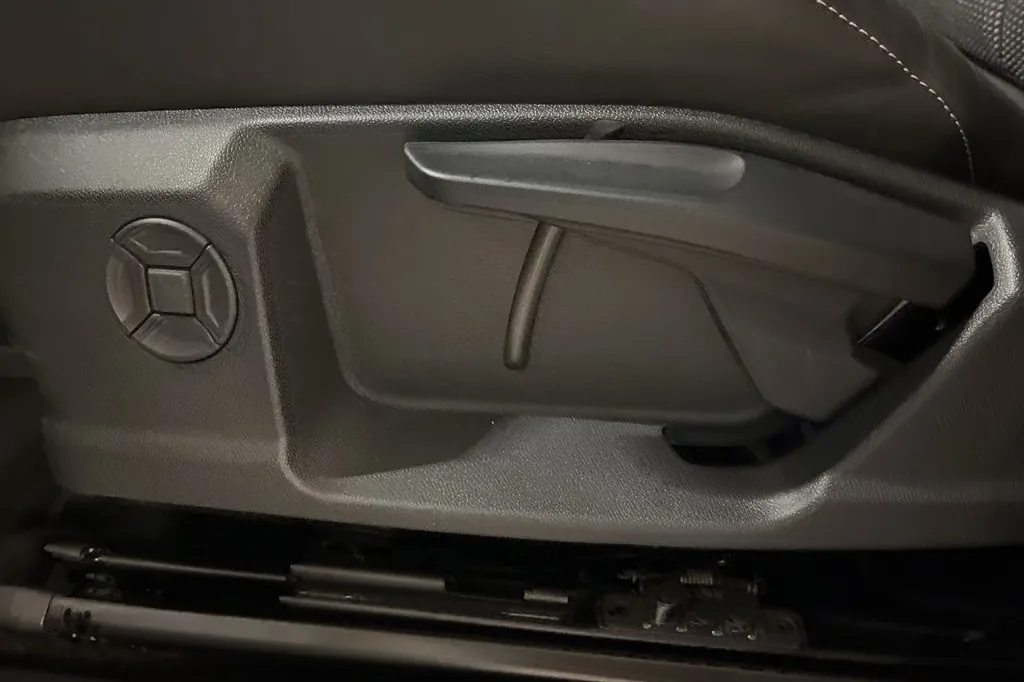 Audi Sportback 45 e-tron 2025 1.0 л 360 л.с Электричество, пробег 9 800 км, Серый, Задний привод, Автомат, авто из Германия, доставка по РФ