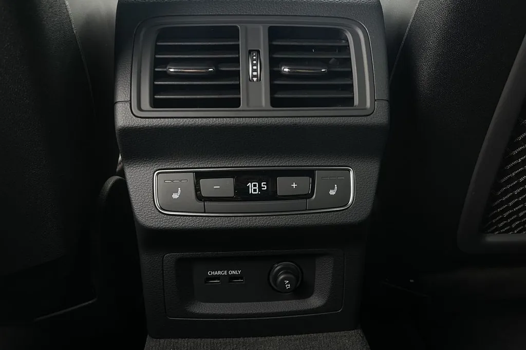 Новый Audi SQ5 Sportback TDI 2025 3.0 л 341 л.с Дизель в кузове Серый, коробка — Автомат, привод — Полный привод, страна производства — Германия