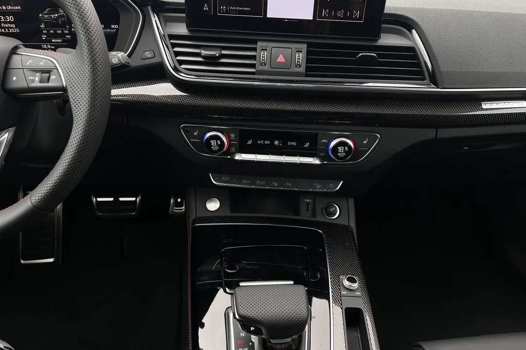 Автомобиль Audi SQ5 Sportback TDI 2025 3.0 л 341 л.с Дизель, Серый, пробег 8 500 км, производство — Германия, доставка по РФ