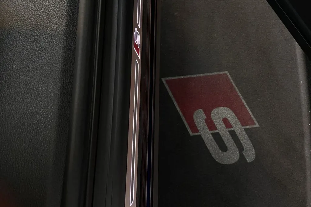 Официальная поставка Audi SQ5 Sportback TDI 2025 3.0 л 341 л.с Дизель, Синий, Автомат, Полный привод, привезён из Германия