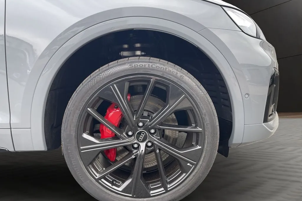 Новый Audi SQ5 Sportback TDI 2025 3.0 л 341 л.с Дизель: Полный привод, Серый, коробка — Автомат, привезён из Германия, доставка по регионам