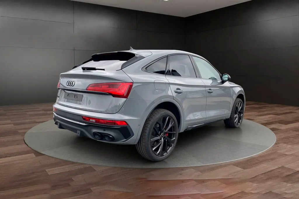 Заказать Audi SQ5 Sportback TDI 2025 3.0 л 341 л.с Дизель с пробегом 8 500 км, Автомат, Полный привод, цвет Серый, поставка из Германия, доставка по РФ