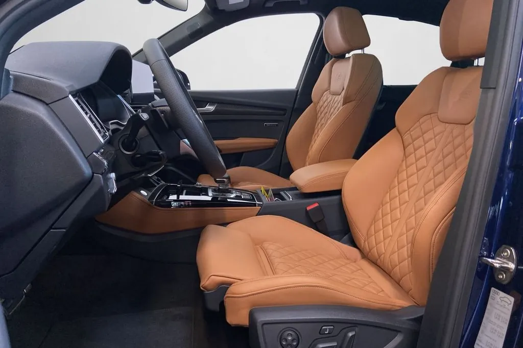 Audi SQ5 Sportback TDI 2025 3.0 л 341 л.с Дизель, коробка Автомат, привод Полный привод, автомобиль из Германия, доставка по России