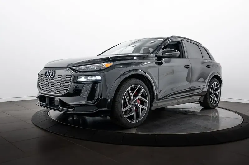 Audi SQ6 e-tron quattro Premium Plus