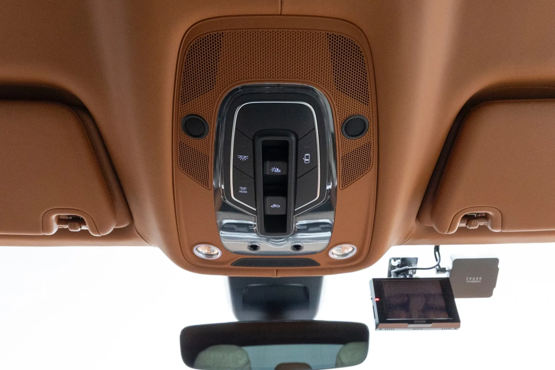 Заказать Bentley Bentayga 4.0 V8 EWB Azure 2024 4.0 л 550 л.с Бензин, Белый, Полный привод, Автомат — поставка из Великобритания, доставка по России и СНГ