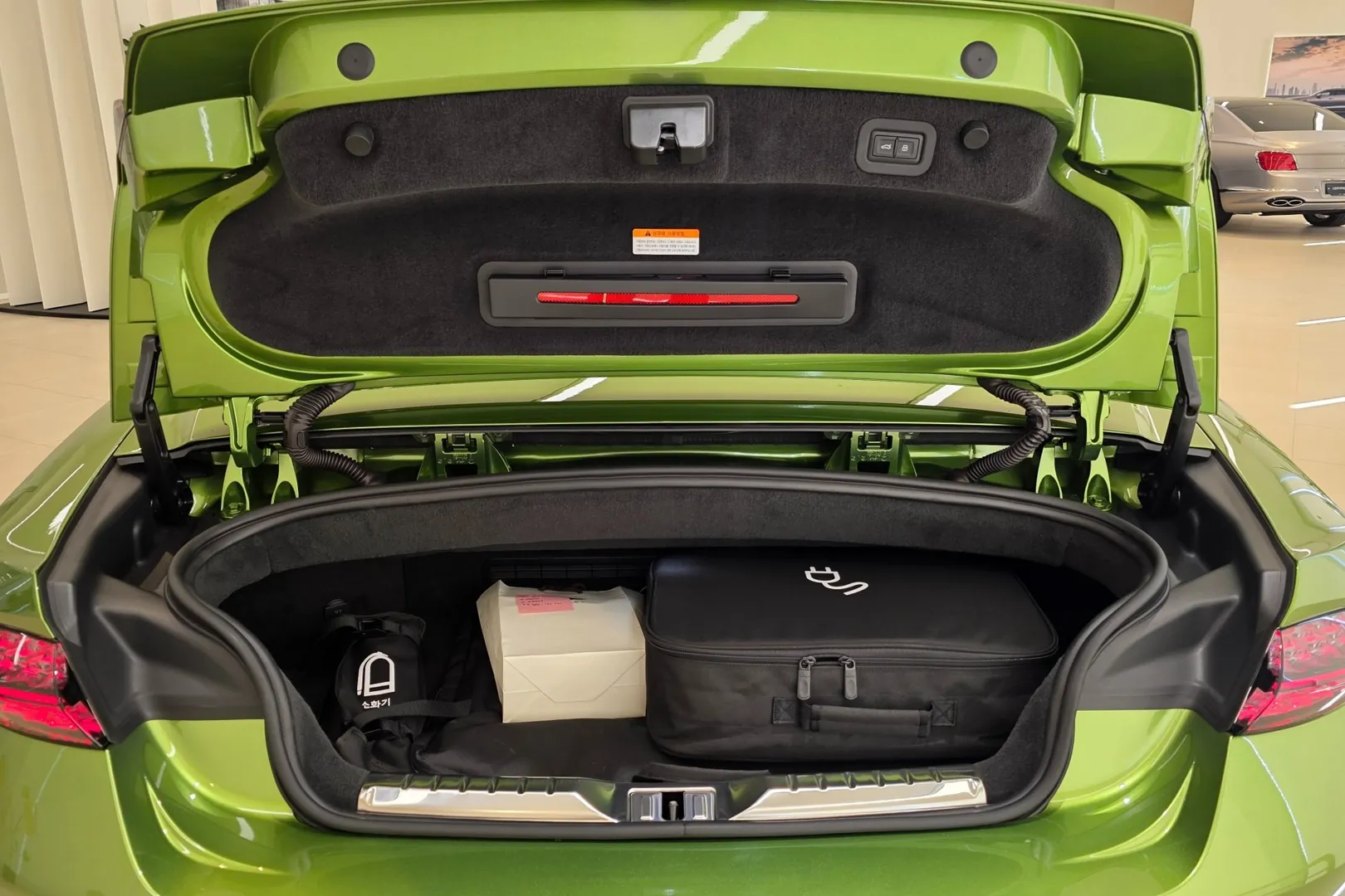 Доставка по РФ: Bentley Continental GT GTC Speed 2025 4.0 л 782 л.с Бензин, Зелёный, пробег 2 448 км, Полный привод, Автомат, осмотр возможен в Москве