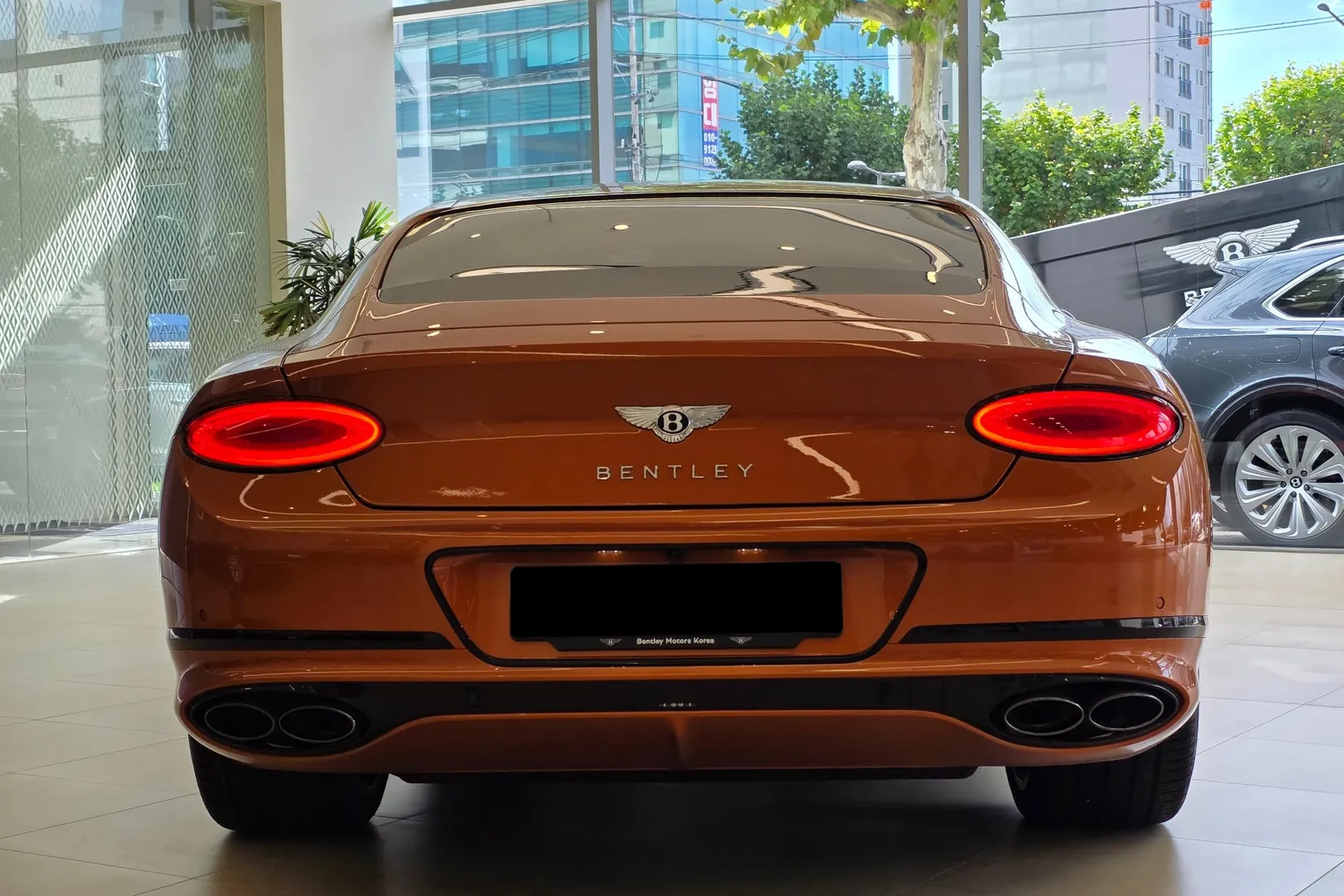 Bentley Continental GT GTS 2024 4.0 л 550 л.с Бензин в продаже: Оранжевый, Автомат, Полный привод, страна-производитель — Великобритания, доставка по РФ