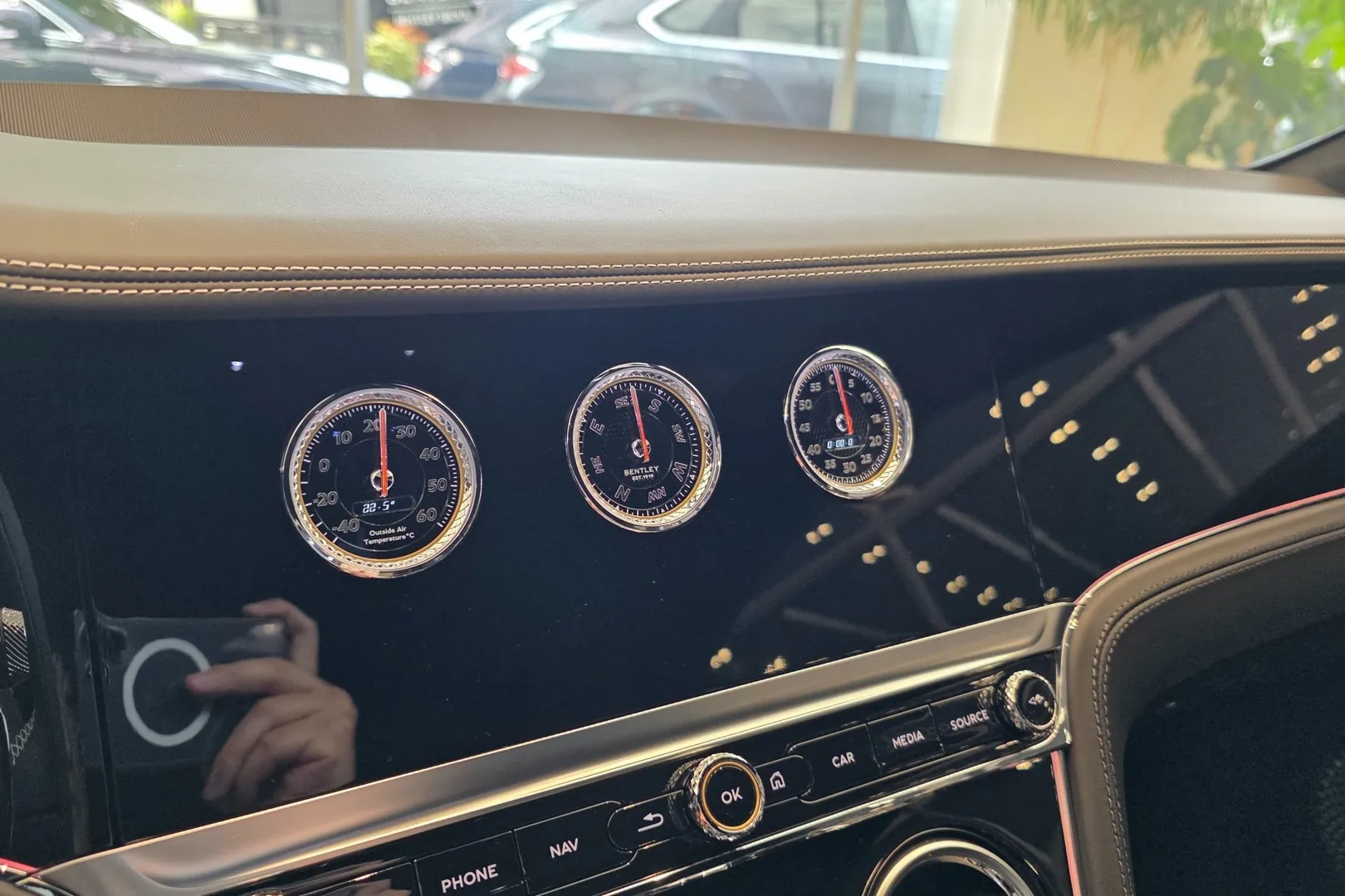 Bentley Continental GT GTS 2024 4.0 л 550 л.с Бензин, пробег 1 972 км, Оранжевый, Полный привод, Автомат, авто из Великобритания, доставка по РФ