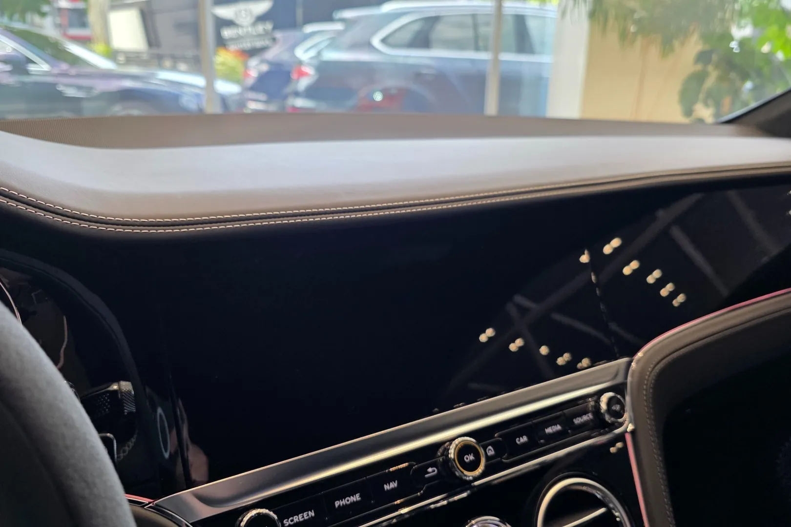 Заказать Bentley Continental GT GTS 2024 4.0 л 550 л.с Бензин, Оранжевый, Полный привод, Автомат — поставка из Великобритания, доставка по России и СНГ