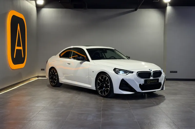 Заказать BMW 2 Series 225i M Sport Night Package 2024 2.0 л 184 л.с Бензин с пробегом 11 000 км, Автомат, Задний привод, цвет Белый, поставка из Китай, доставка по РФ 2 Series 225i M Sport Night Package - фото 2