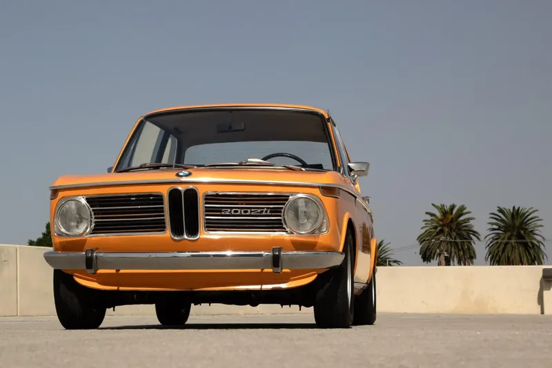 Заказать BMW 2002ti 1970 2.0 л 120 л.с Бензин с пробегом 80 000 км, Механика, Задний привод, цвет Оранжевый, поставка из США, доставка по РФ 2002ti — фото 3
