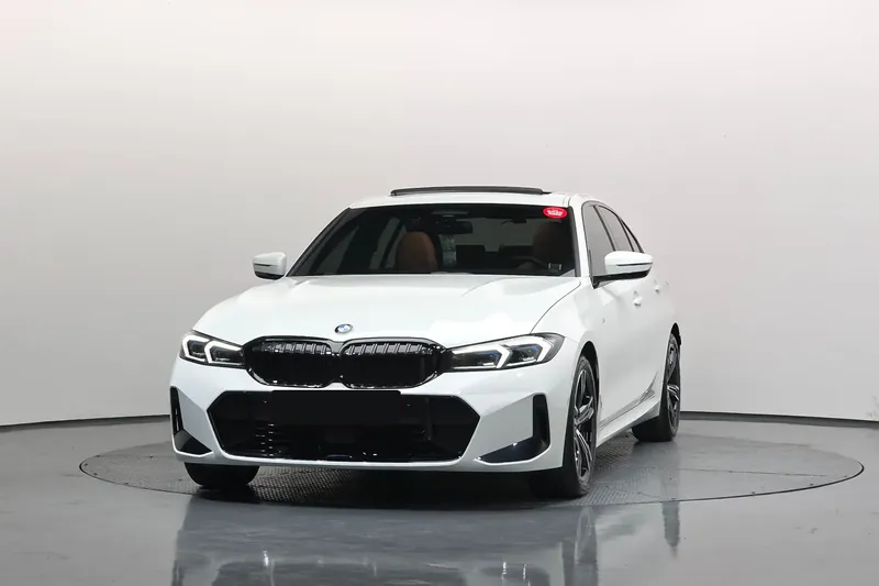 BMW 320i M Sport 2025 2.0 л 184 л.с Бензин, новый авто, Задний привод, Автомат, цвет Белый, страна-производитель — Германия 3 Series 320i M Sport — фото 2