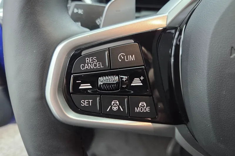 Купить BMW 420i M Sport Pro Gran Coupe 2025 2.0 л 184 л.с Бензин с минимальным пробегом 4 106 км, Синий, доставим из Германия в любой город РФ, фото 13