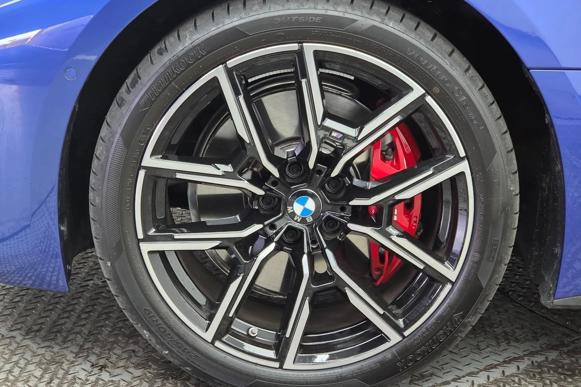 Доставка по РФ: BMW 420i M Sport Pro Gran Coupe 2025 2.0 л 184 л.с Бензин, Синий, пробег 4 106 км, Задний привод, Автомат, осмотр возможен в Москве