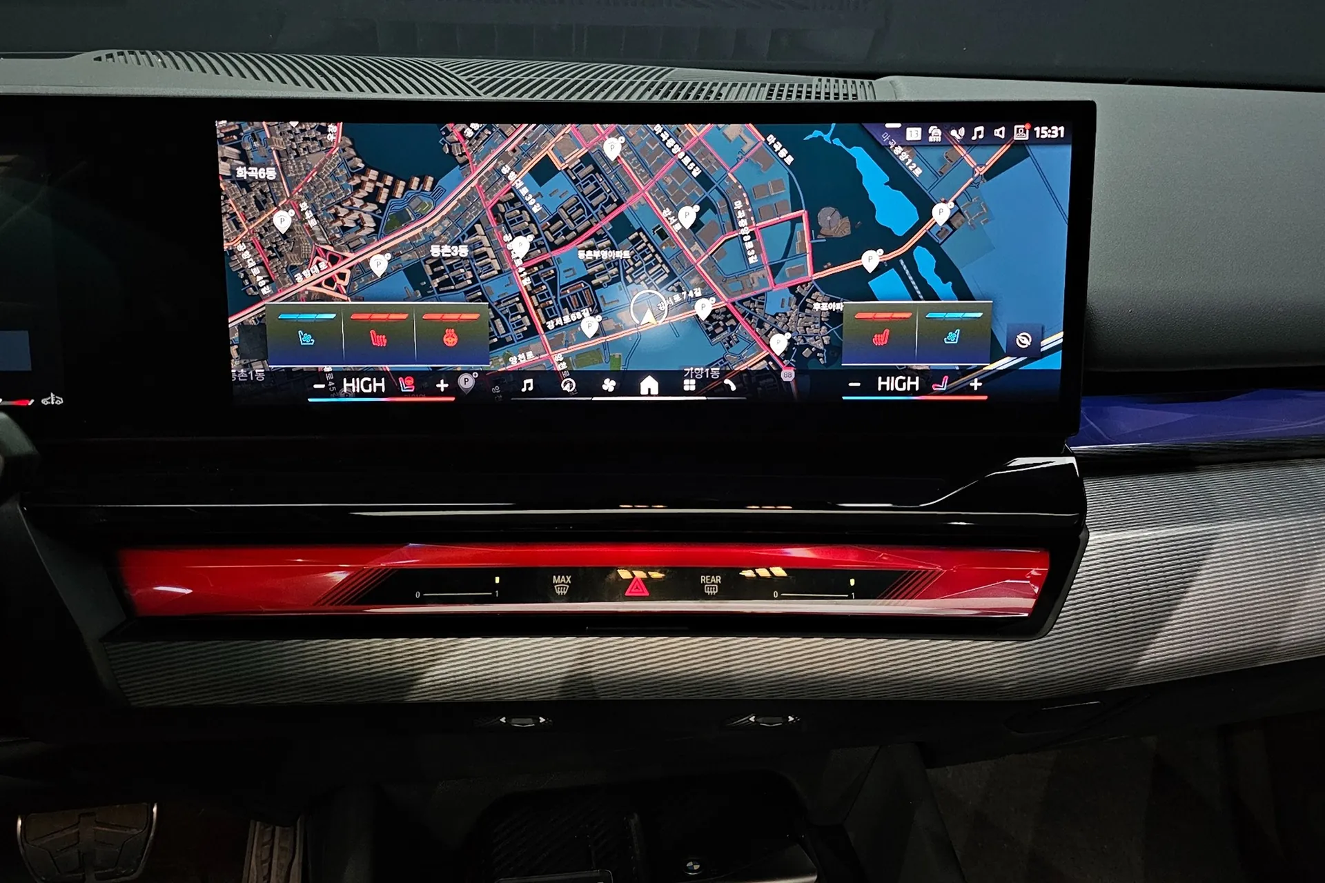 Оформить заказ на BMW 520i M Sport 2025 2.0 л 190 л.с Бензин, коробка: Автомат, привод: Задний привод, доставка по России, салон в Москве