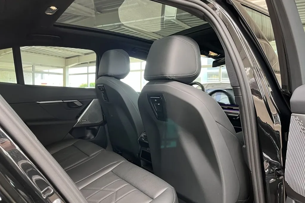 Оформить заказ на BMW 540d xDrive L 2025 3.0 л 340 л.с Дизель, коробка: Автомат, привод: Полный привод, доставка по России, салон в Москве