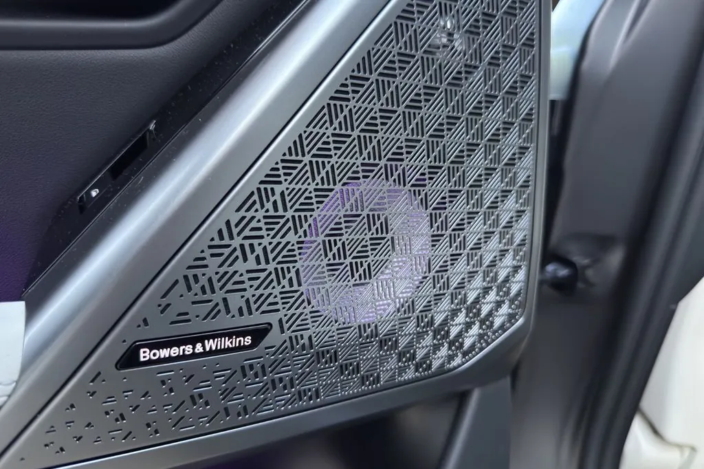 Доступен к заказу BMW 540d xDrive M 2025 3.0 л 299 л.с Дизель: Серый, коробка Автомат, привод Полный привод, осмотр и тест-драйв в Москве