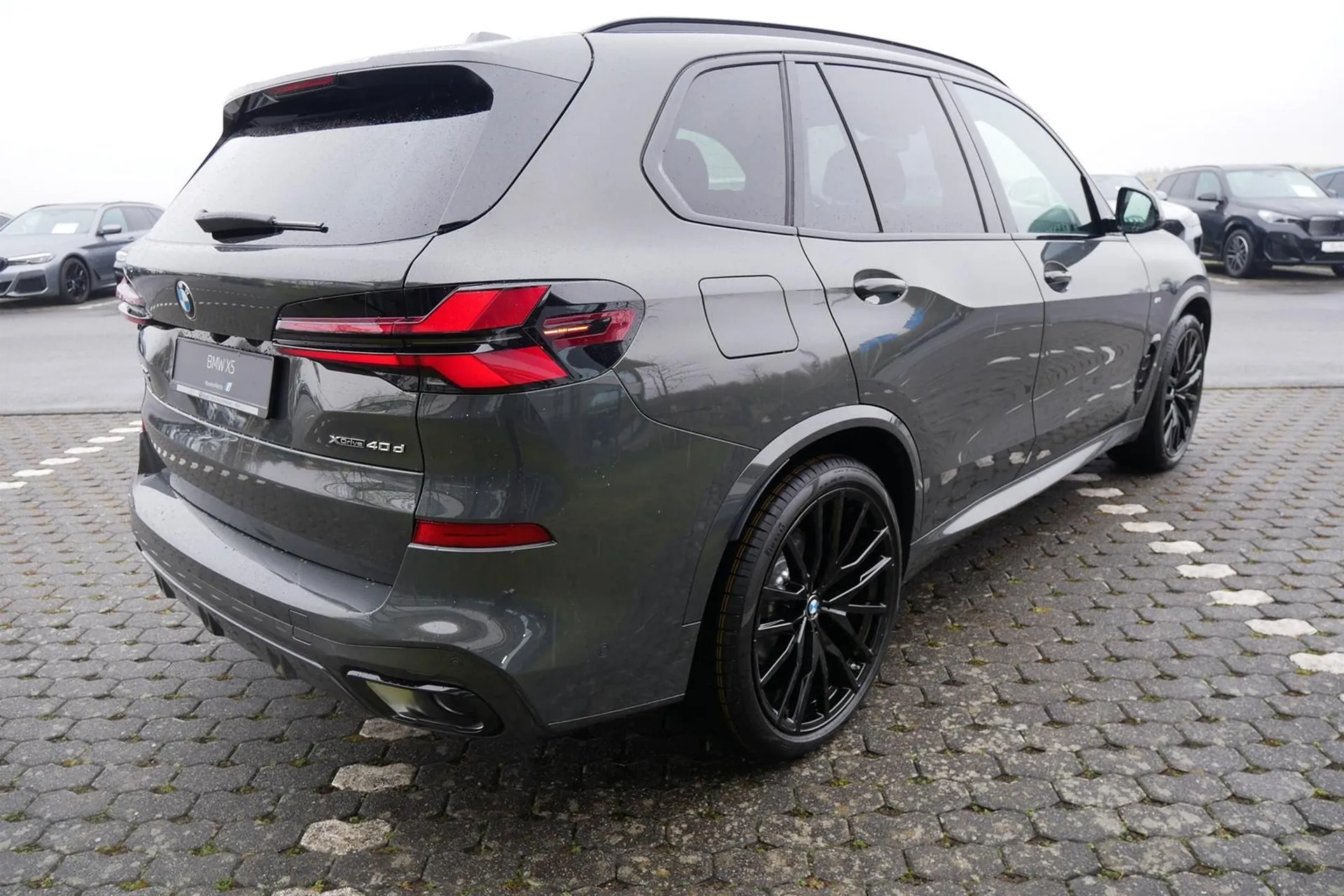 Новый BMW BMW X5 40d xDrive M Sport 2026 3.0 л 352 л.с Дизель: Полный привод, Серый, коробка — Автомат, привезён из Германия, доставка по регионам