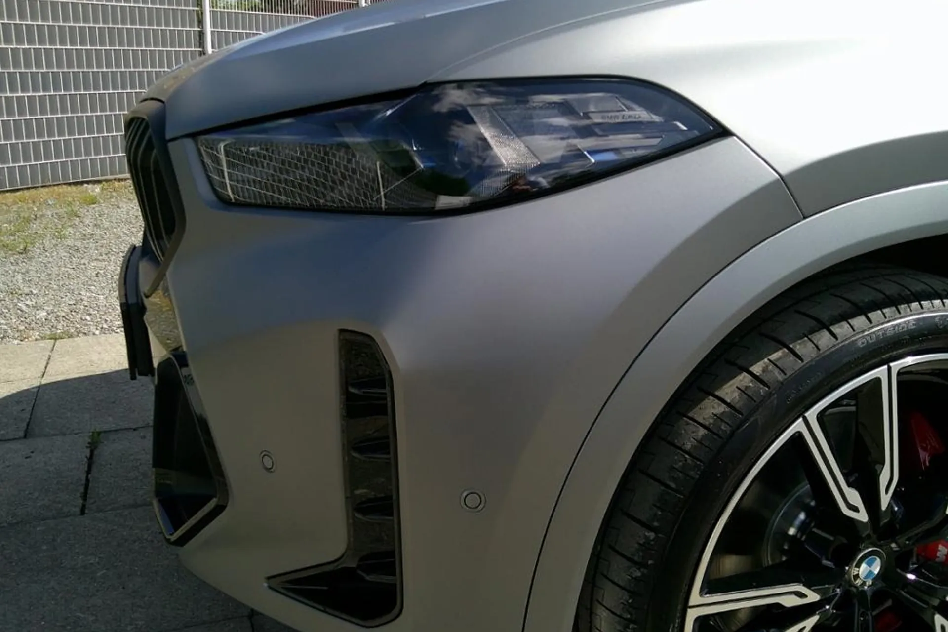 Купить BMW BMW X6 40d xDrive M Sport Pro 2025 3.0 л 340 л.с Дизель, Серый, Автомат, Полный привод — авто из Германия, с доставкой по всей России